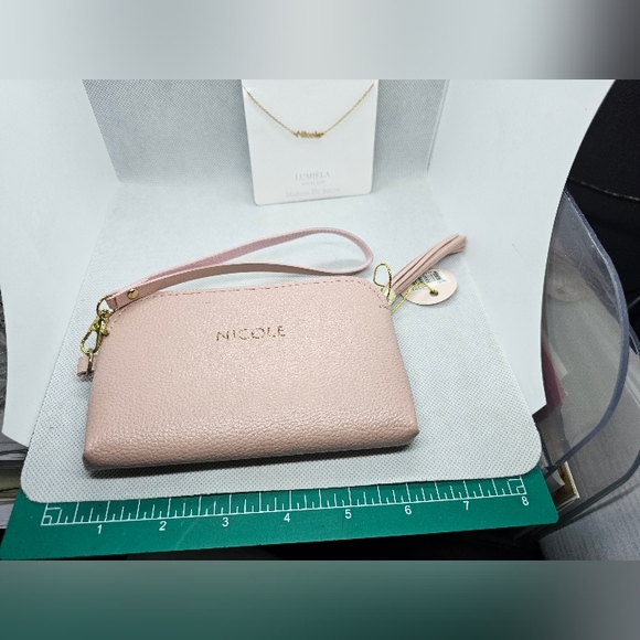 "Nicole" Lumiela Goldtone Necklace and Patstel Pink Clutch - Picture 3 of 6